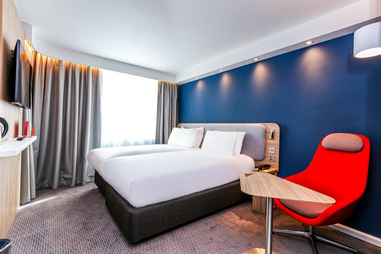 Holiday Inn Express - Exeter - City Centre By Ihg Екстериор снимка