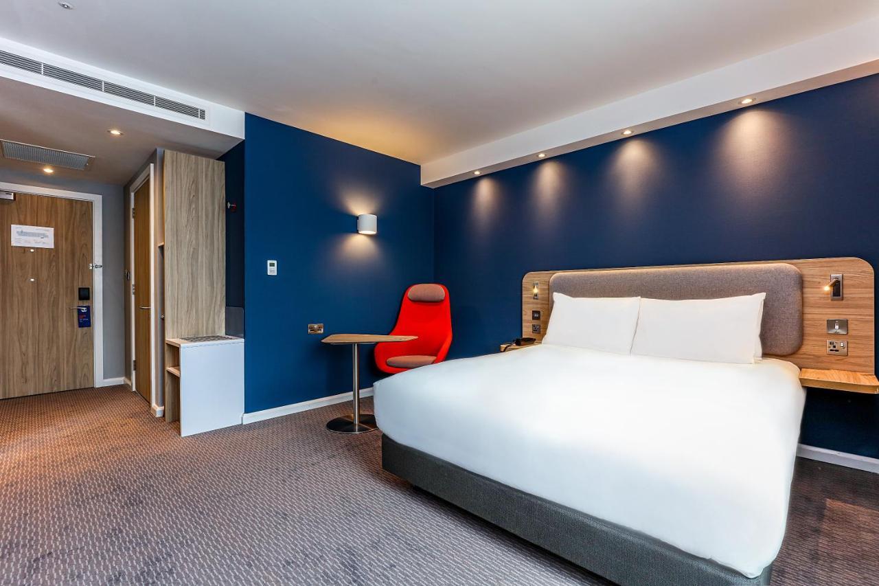 Holiday Inn Express - Exeter - City Centre By Ihg Екстериор снимка