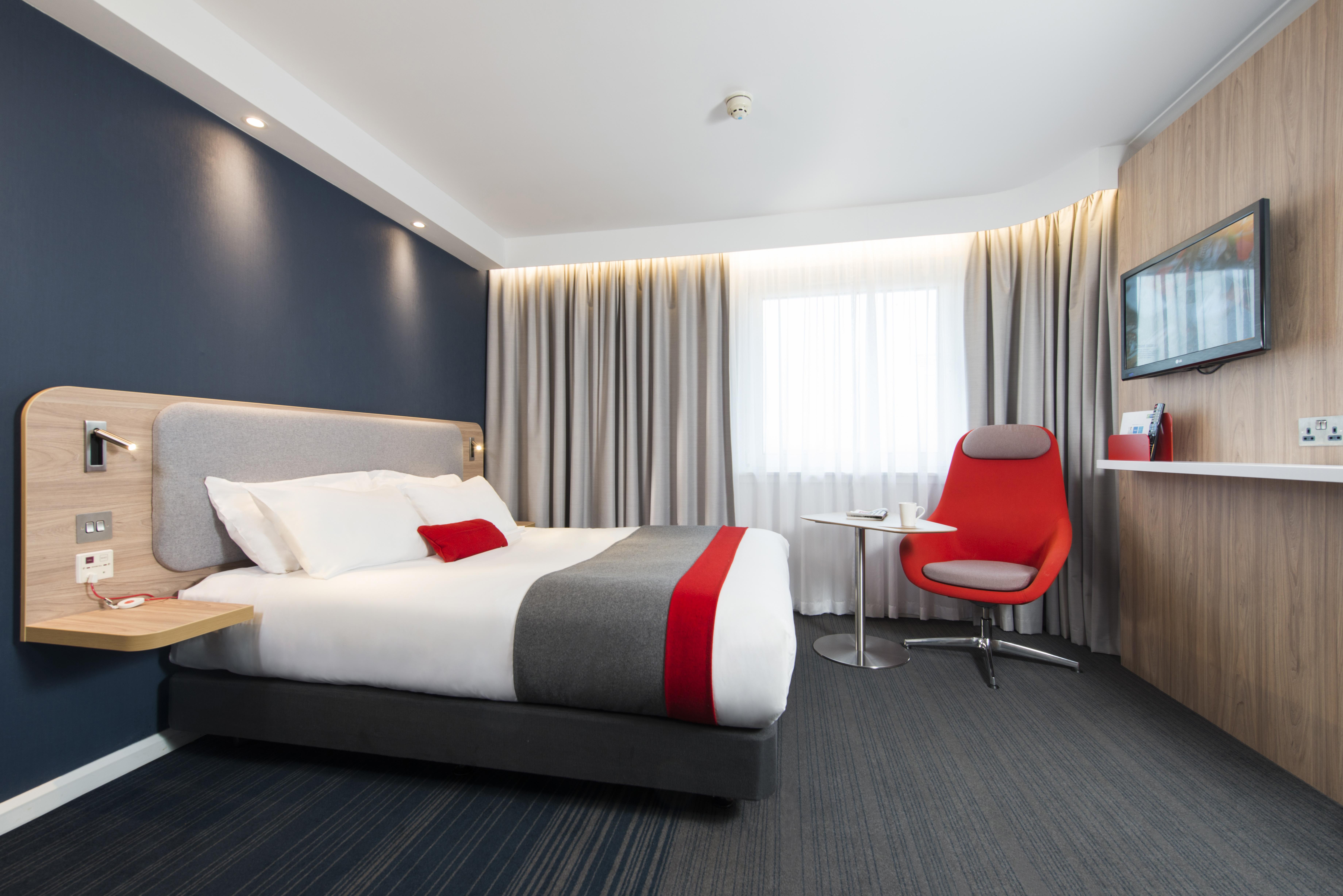 Holiday Inn Express - Exeter - City Centre By Ihg Екстериор снимка