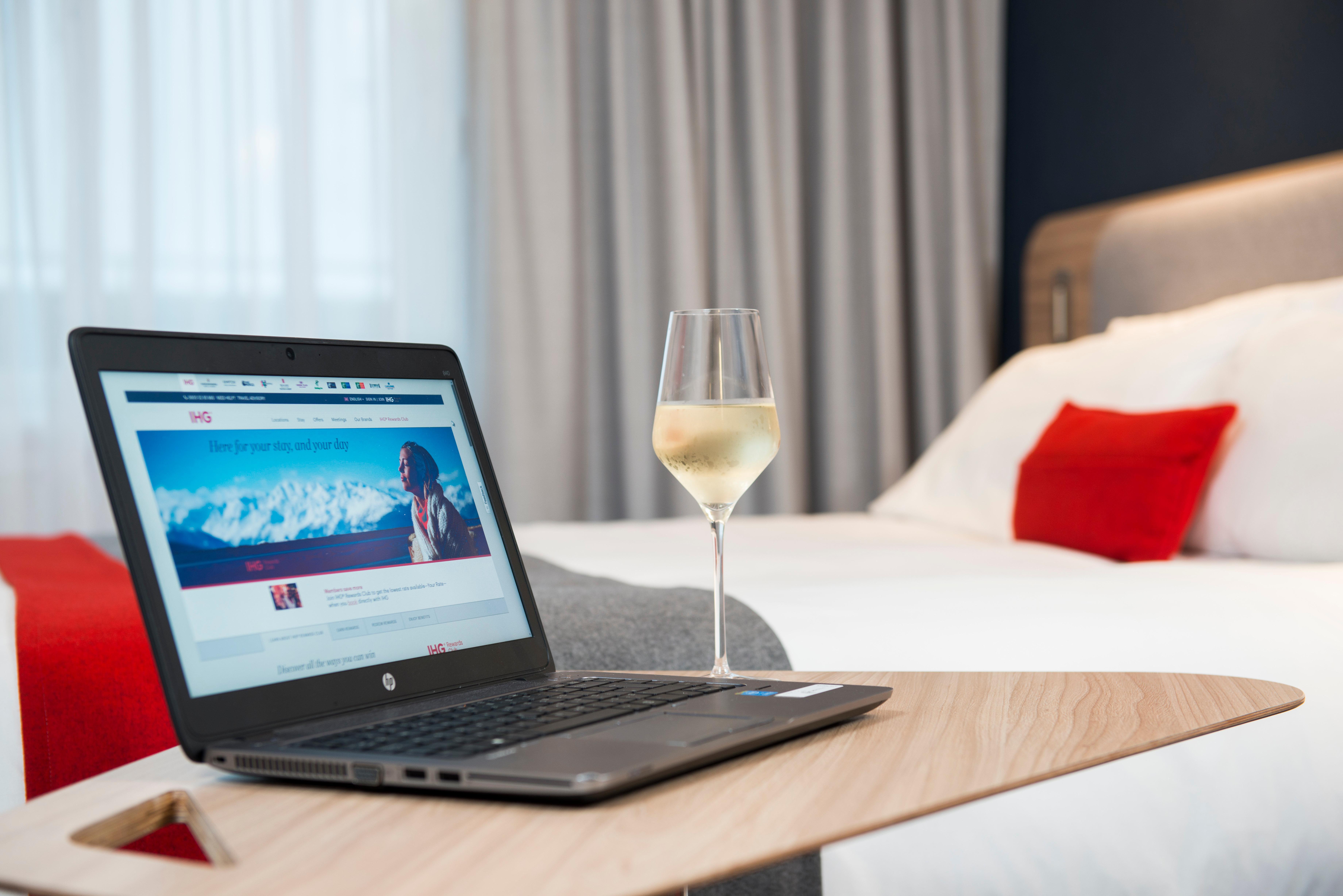 Holiday Inn Express - Exeter - City Centre By Ihg Екстериор снимка